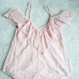 ♥️Bundle&Save♥️ LA Hearts Lace Off Shoulder Top